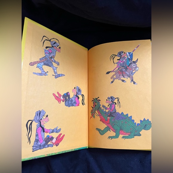 Disneys book Sir Goofy and The Dragon hardback book - Picture 2 of 6